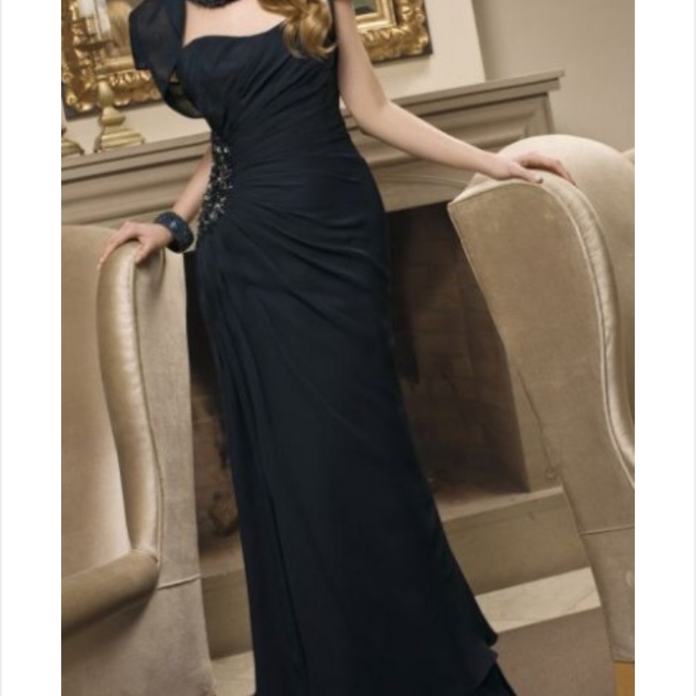 VM Collection Beaded Chiffon Evening Dress wShrug